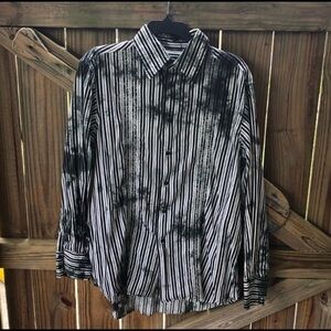 J Ferrar Long Sleeve Black & White Button Up L